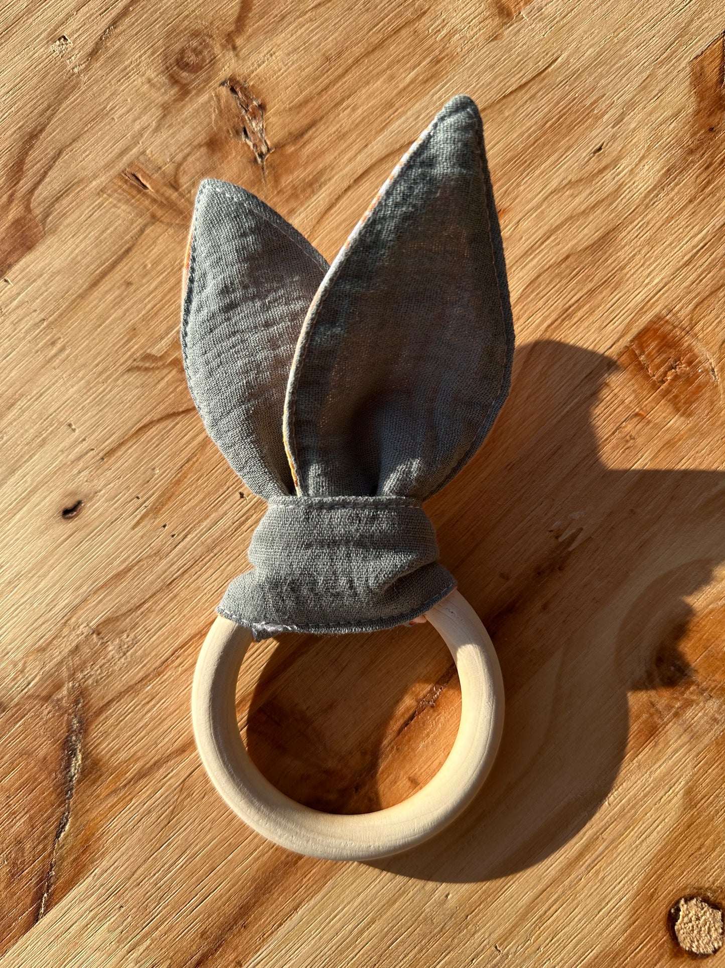 Hochet de dentition vert d’eau